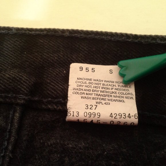 Levis mens jeans Size 46x30 Black Levis 545 Loose - Picture 3 of 11